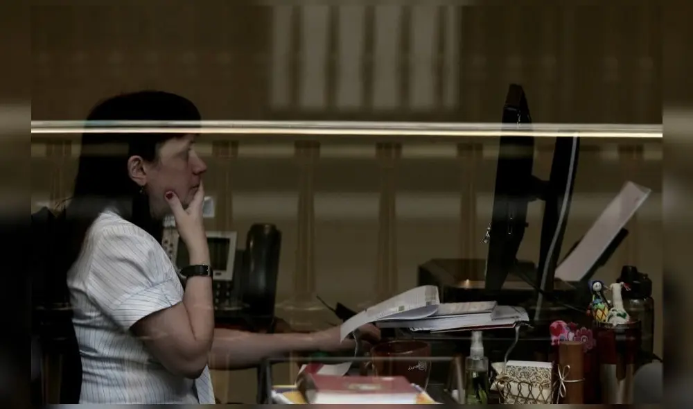 Las expectativas de los empresarios de cara a la situación de sus negocios en los próximos tres meses bajaron de 49 a 46 puntos, aunque en el largo plazo parecen caer con menos soltura, al pasar de 54 a 53. Foto: La República