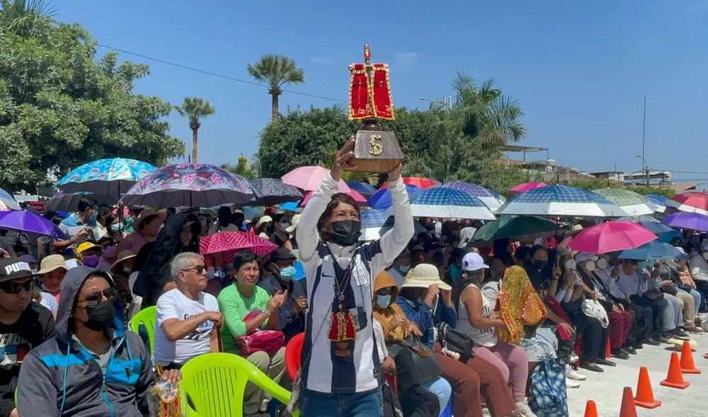 Lidia López es devota de la Cruz de Motupe desde hace 70 años. Foto: Rosa Quincho/URPI-LR Norte