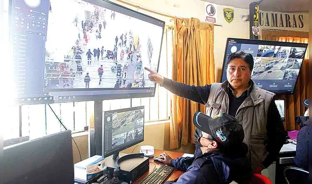Videovigilancia.  Municipio de San Román instaló 60 cámaras a lo largo de la ciudad que reportan a una matriz. Foto: La República/Juan Carlos Cisneros