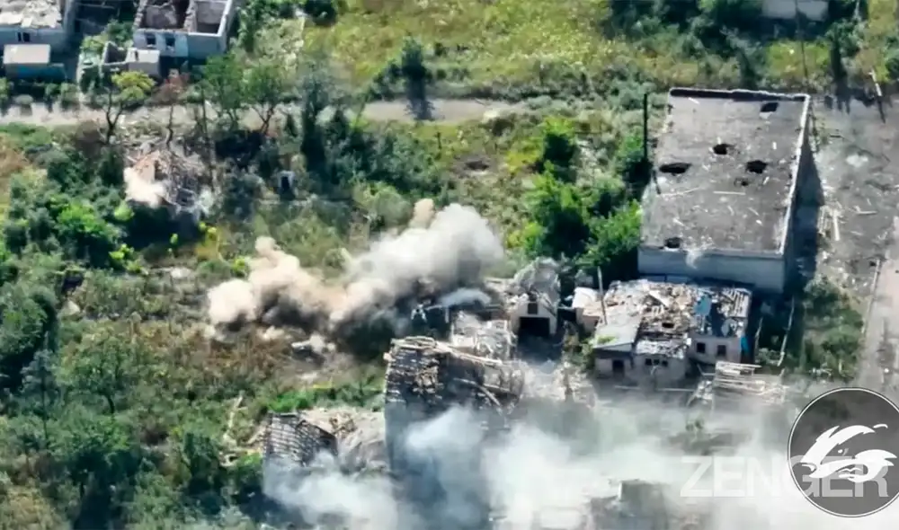 Las imágenes fueron transmitidas por las Fuerzas Terrestres de las Fuerzas Armadas de Ucrania. Foto: Captura de YouTube/Zenger