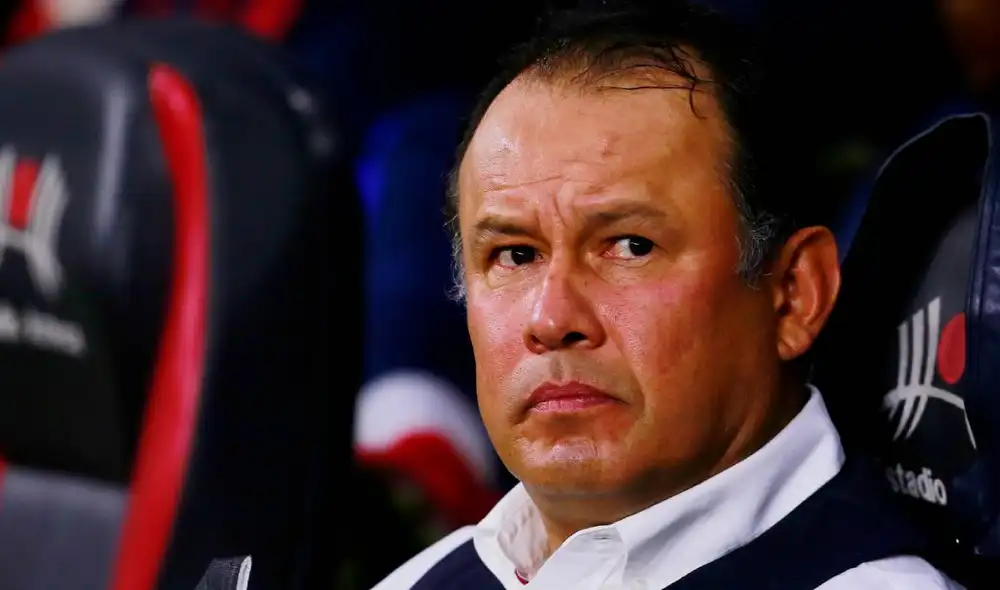 Reynoso ha ido a todos los encuentros de Liga 1 para observar jugadores. Próximamente, se dará su convocatoria. Foto: Jam Media/Mauricio Salas