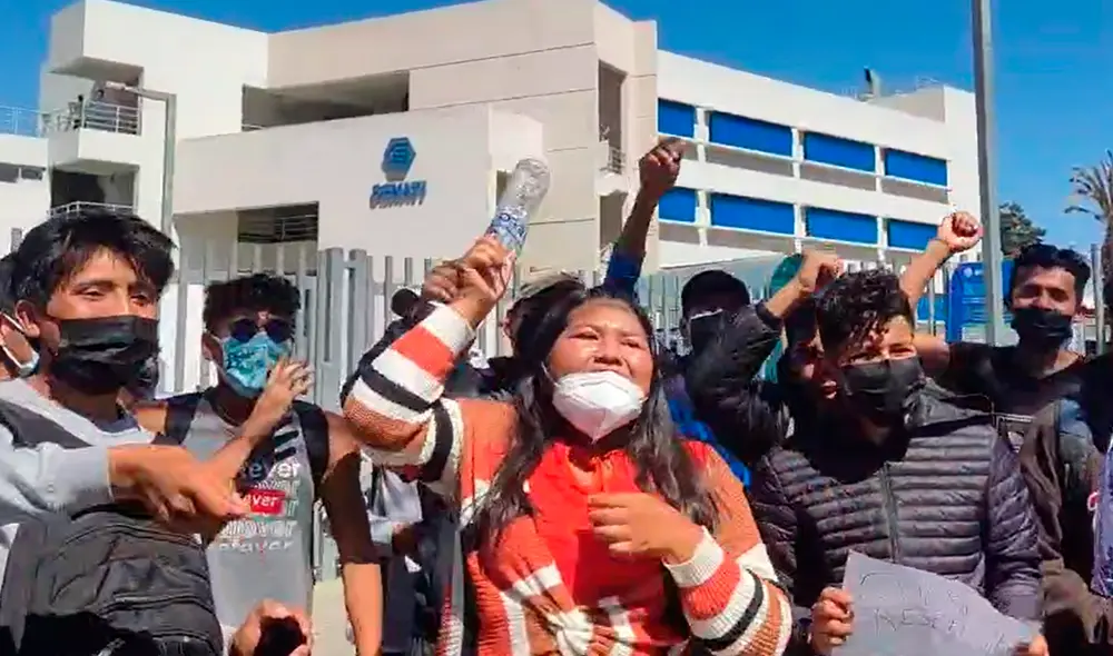 El plantón se realizó desde las 11.00 a. m. Foto: HBA Noticias/ Facebook El plantón se realizó desde las 11.00 a. m. Foto: HBA Noticias/ Facebook