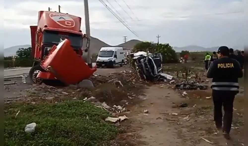 Tres de los ocupantes del automóvil fallecieron de manera inmediata. Foto: captura de Exitosa Chao