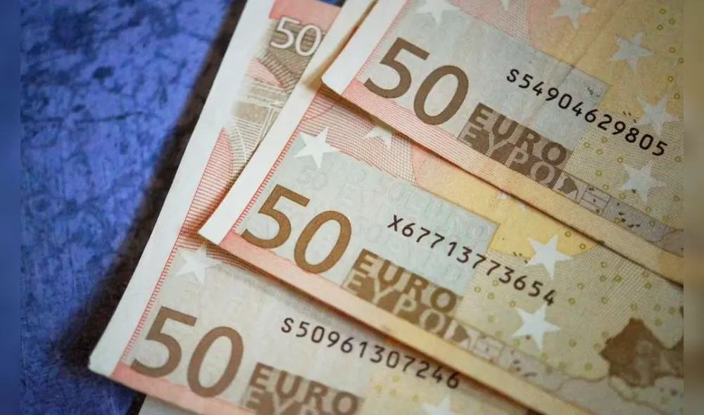 Calcula el valor del euro en la moneda nacional. Foto: Pexels