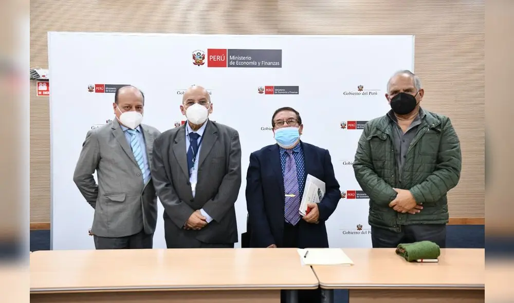 Sindicatos esperan que se atiendan sus necesidades, que se basan en el presupuesto para los trabajadores del sector público y la negociación colectiva para los siguientes años. Foto: MEF Sindicatos esperan que se atiendan sus necesidades, que se basan en el presupuesto para los trabajadores del sector público y la negociación colectiva para los siguientes años. Foto: MEF