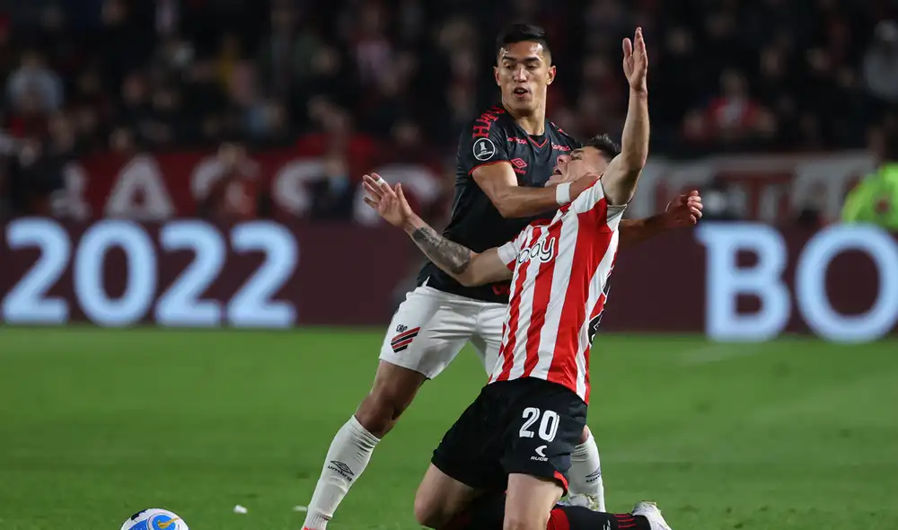 Paranaense enfrentará al Palmeiras en semifinales. Foto: EFE