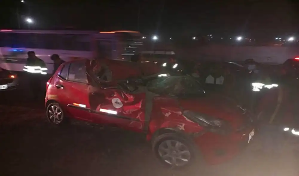 Tres personas resultaron heridas en un automóvil y un camión de carga en Chimbote (Áncash). Foto: RSD