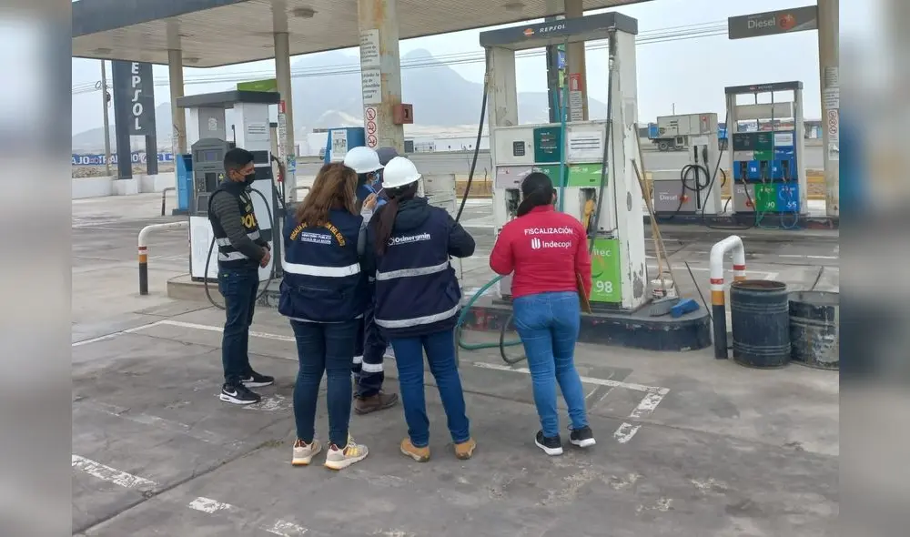 También se verificaron el precio del combustible. Foto: Ministerio Público También se verificaron el precio del combustible. Foto: Ministerio Público