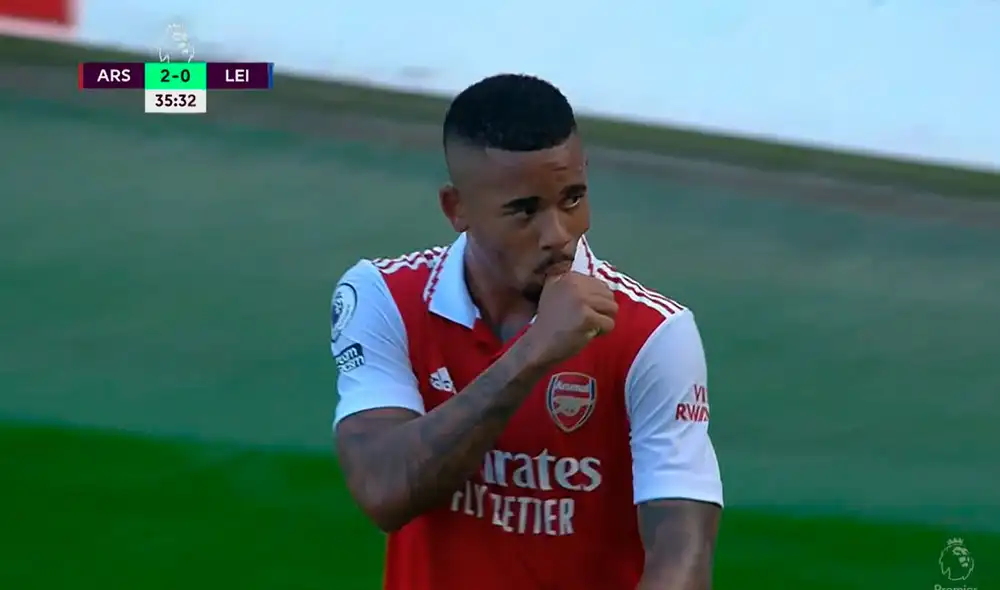 El futbolista brasileño se presentó a lo grande en el Emirates Stadium. Foto: captura/ESPN