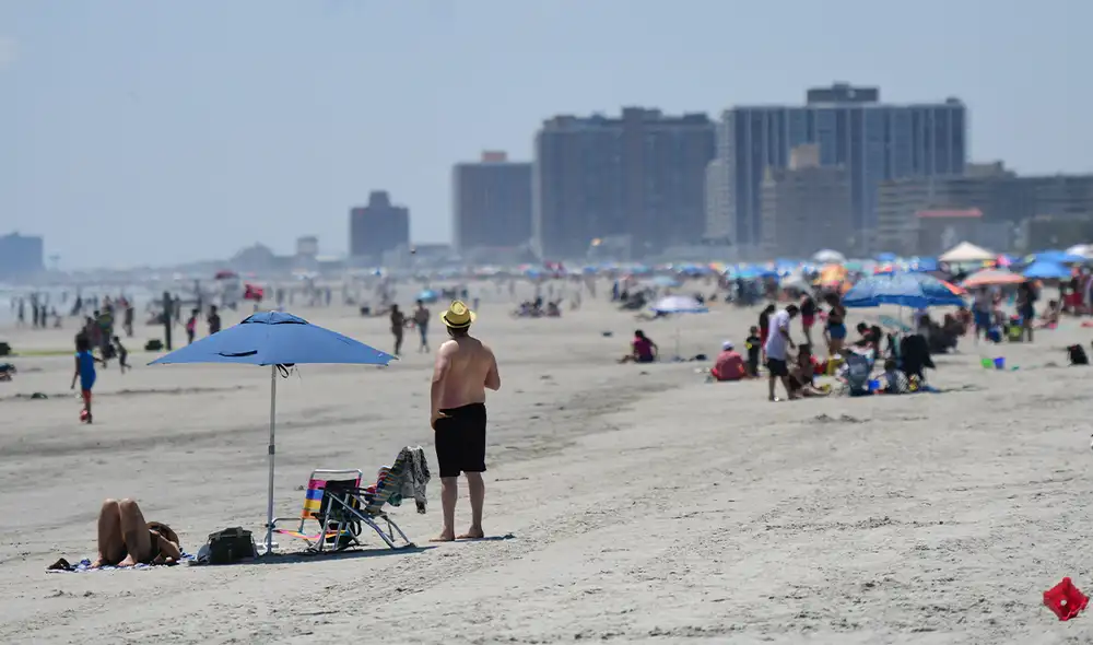La víctima falleció luego de una hora del incidente ocurrido en una playa de Estados Unidos. Foto: AFP La víctima falleció luego de una hora del incidente ocurrido en una playa de Estados Unidos. Foto: AFP