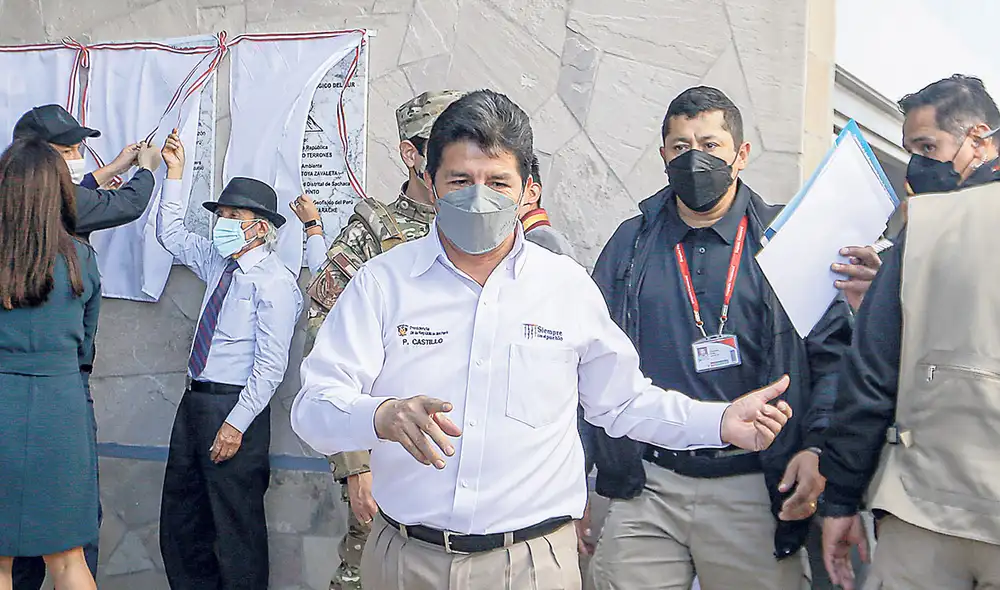 Cercado. Precariedad del Ejecutivo es evidente, como el deseo del adelanto de elecciones generales, señala el diario El País. Foto: difusión Cercado. Precariedad del Ejecutivo es evidente, como el deseo del adelanto de elecciones generales, señala el diario El País. Foto: difusión