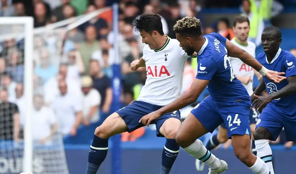 Blues y spurs se enfrentan en Stamford Bridge por la Premier League. Foto: EFE