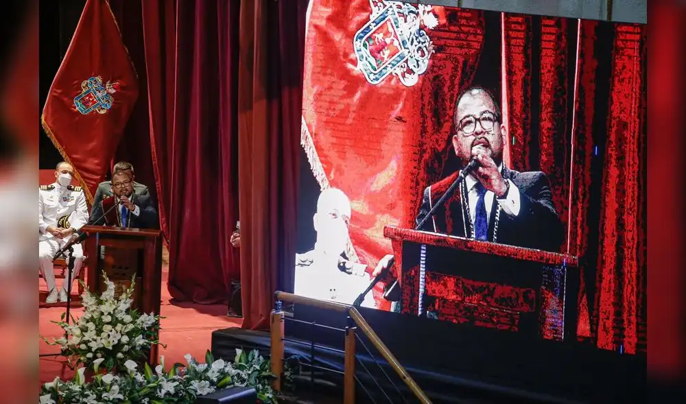 Discurso del alcalde de Arequipa, Omar Candia Aguilar. Fotos: Rodrigo Talavera/La República