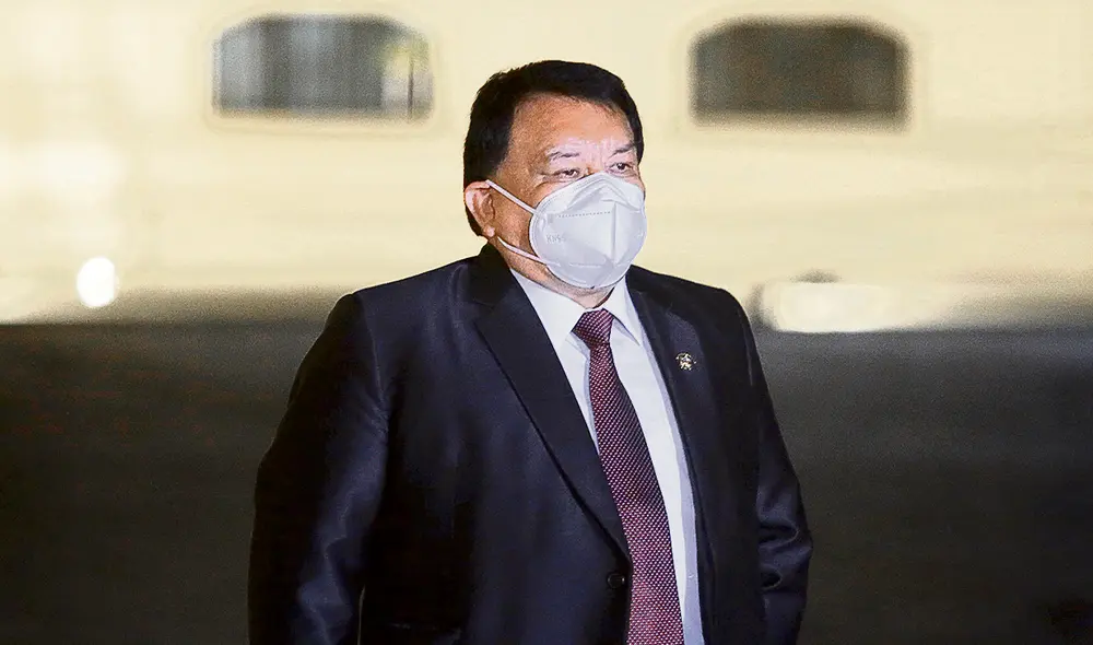 Avance. Luna llegó al Parlamento con investigaciones a cuestas, pero lidera su agrupación. Foto: Gerardo Marín/La República Avance. Luna llegó al Parlamento con investigaciones a cuestas, pero lidera su agrupación. Foto: Gerardo Marín/La República