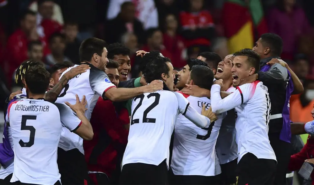 Melgar esta noche presentará a su mejor equipo para regalar un triunfo a la ciudad. Foto: EFE