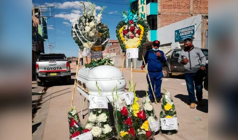Cadáver fue arrojado y abandonado en descampado. Foto: Sin Fronteras