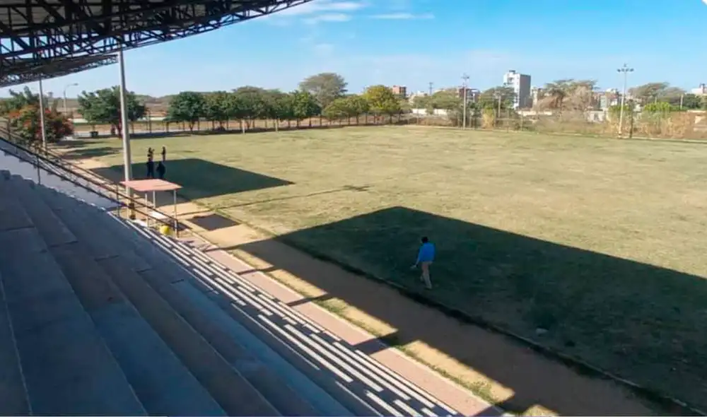 La visita de los representantes de la FPF tuvo como finalidad determinar los estándares mínimos para los entrenamientos de los equipos mundialistas. Foto: UNP