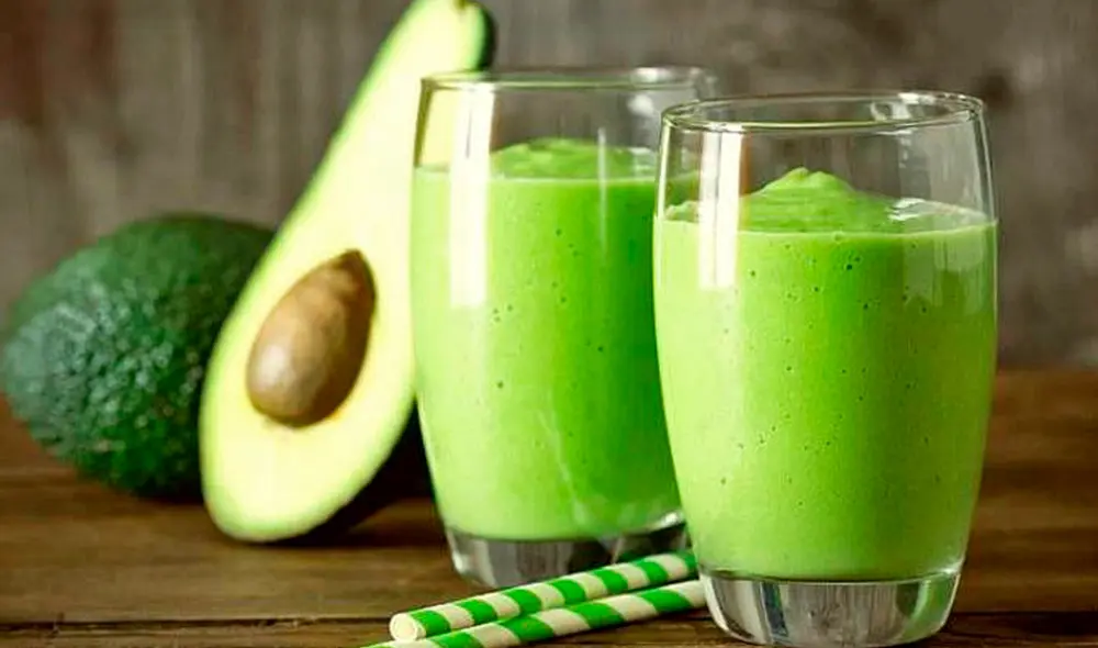 El jugo de aguacate con leche posee muchos beneficios, entre ellos el aporte de vitaminas, minerales y ácidos grasos. Foto: Cocina Casera