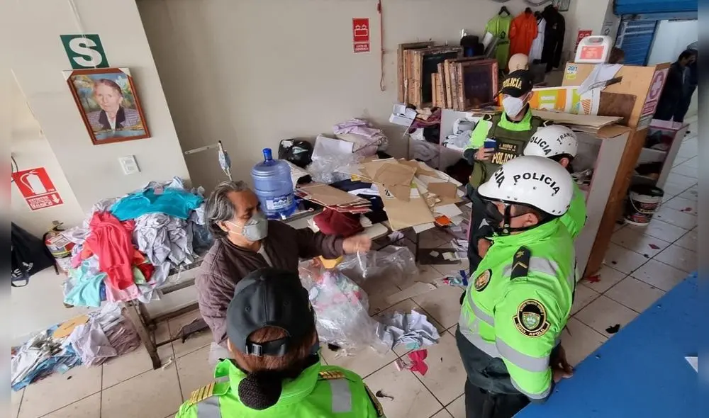 "A las 7.00 p. m. ingresan al taller y 10 minutos les tomó para robar", comentó el dueño. Foto: Mary Luz Aranda-URPI/LR "A las 7.00 p. m. ingresan al taller y 10 minutos les tomó para robar", comentó el dueño. Foto: Mary Luz Aranda-URPI/LR
