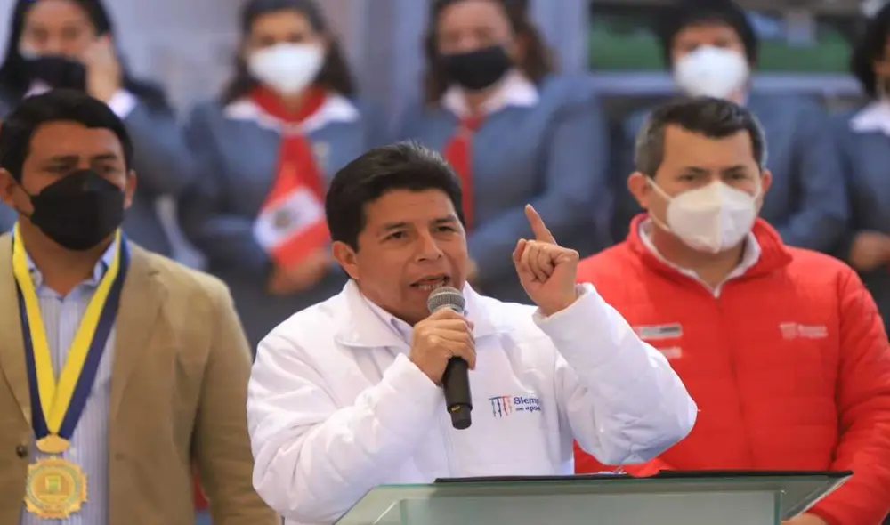 El mandatario de la República, Pedro Castillo, inauguró el colegio Heroína María Parado de Bellido, ubicado en el distrito de José Leonardo Ortiz. Foto: Clinton Medina/La República