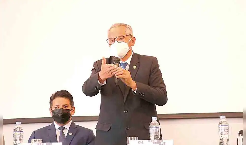 Cambios . Zeballos anunció que cambiarán sus medidas de seguridad para los exámenes de admisión. Foto: La República