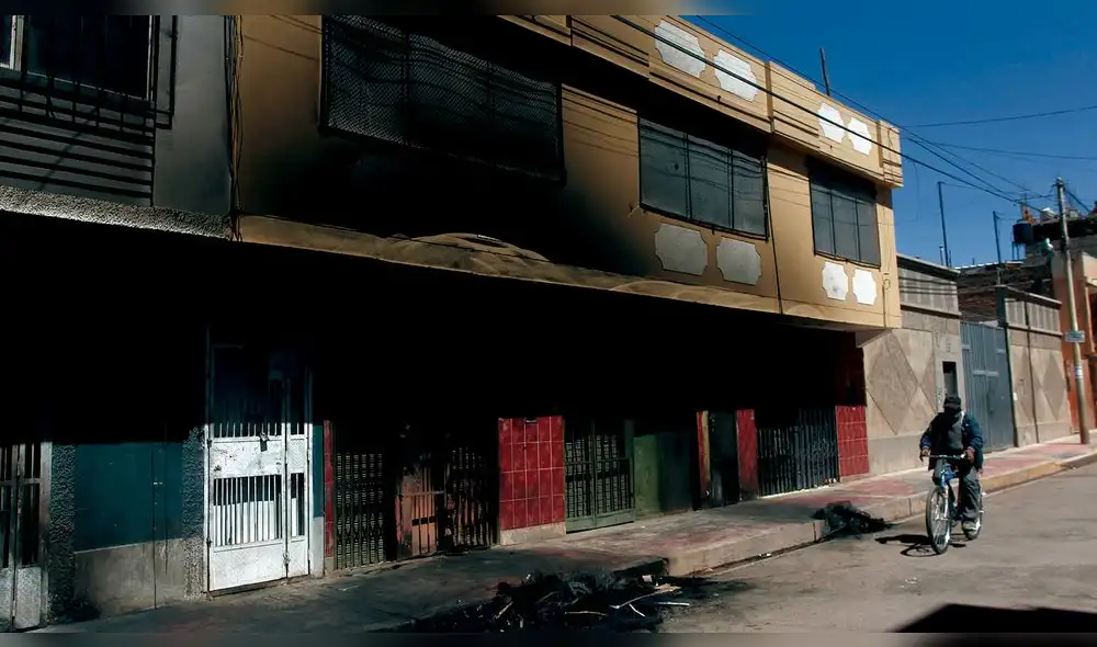Rechazo. Discotecas ahora son blanco de las Juntas Vecinales por no tener permisos y generar inseguridad en la ciudad de Juliaca. Foto: Juan Carlos Cisneros/ La República