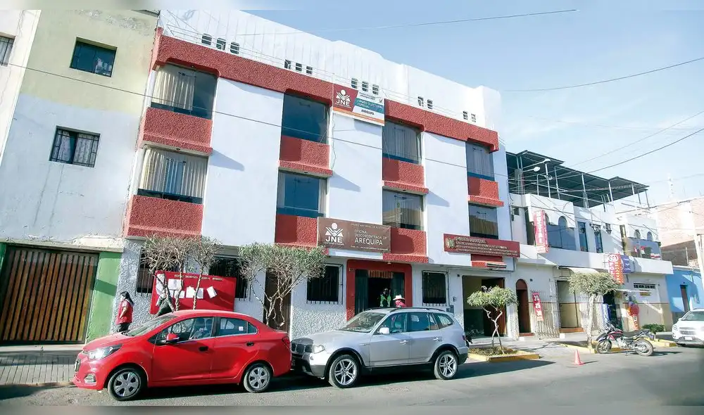 Jurado de Arequipa. Detectó o le hicieron detectar de los problemas en hojas de vida. Foto: La República