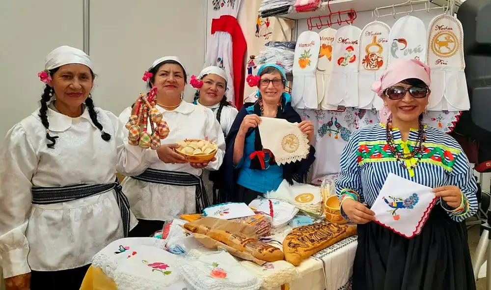 El funcionario regional destacó la importancia de este evento, que permite colocar en vitrina la variada oferta artesanal y productiva de la región. Foto: GORE Lambayeque El funcionario regional destacó la importancia de este evento, que permite colocar en vitrina la variada oferta artesanal y productiva de la región. Foto: GORE Lambayeque