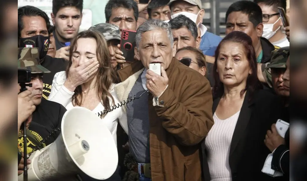 El líder etnocacerista, Antauro Humala, salió del Penal Ancón II, luego de 17 años donde cumplió su condena por participar en el "Andahuaylazo". Fotos: Antonio Melgarejo El líder etnocacerista, Antauro Humala, salió del Penal Ancón II, luego de 17 años donde cumplió su condena por participar en el "Andahuaylazo". Fotos: Antonio Melgarejo