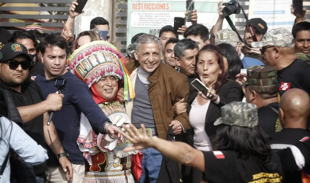 Antauro Humala salió en libertad tras permanecer recluido por más de 17 años. Foto: Antonio Melgarejo/ La República Antauro Humala salió en libertad tras permanecer recluido por más de 17 años. Foto: Antonio Melgarejo/ La República