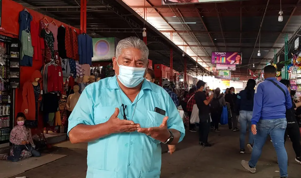 Según Juan Gamarra, dirigente de este mercado, en un solo día se registraron 4 robos a mujeres. Foto: Rosa Quincho/URPI-LR Según Juan Gamarra, dirigente de este mercado, en un solo día se registraron 4 robos a mujeres. Foto: Rosa Quincho/URPI-LR