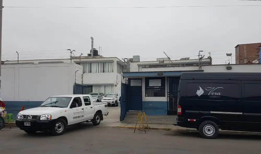 Cuerpo de Franklin Becerra fue llevado a la morgue. Foto: La República Cuerpo de Franklin Becerra fue llevado a la morgue. Foto: La República