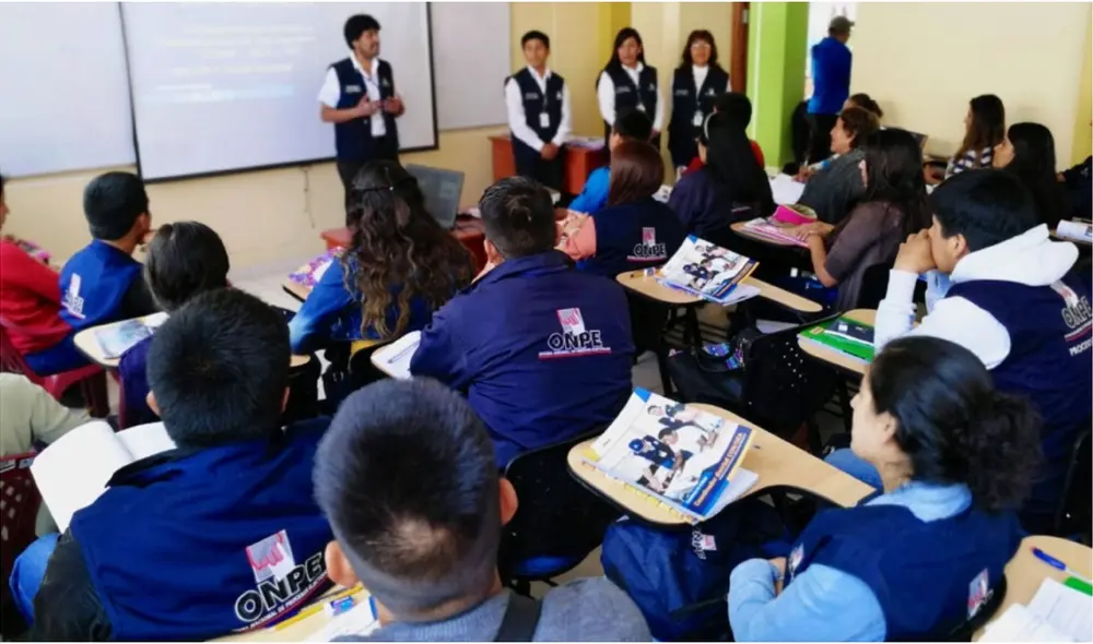 Postulantes a fungir de coordinadores en las próximas elecciones podrán descubrir si fueron seleccionados. Foto: ONPE
