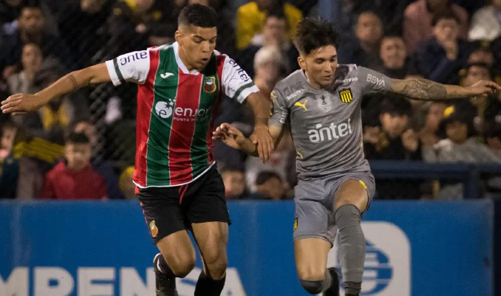 Peñarol y Maldonado FC no se hacen nada en el partido por el campeonato uruguayo 2022. Foto: Peñarol Peñarol y Maldonado FC no se hacen nada en el partido por el campeonato uruguayo 2022. Foto: Peñarol