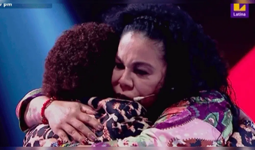 Eva Ayllón se quiebra en la primera gala de "La voz senior". Foto: captura de Latina