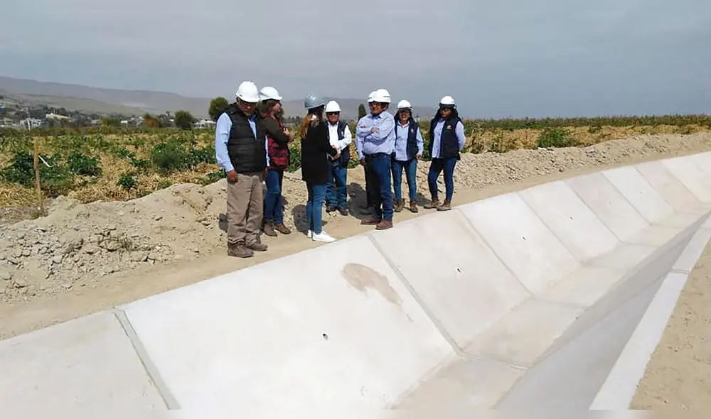 Obra en Camaná. El mejoramiento de riego en Los Molinos  cuesta seis millones de soles, de ellos 100.000 se habrían destinado a la corrupción. Foto: Cortesía