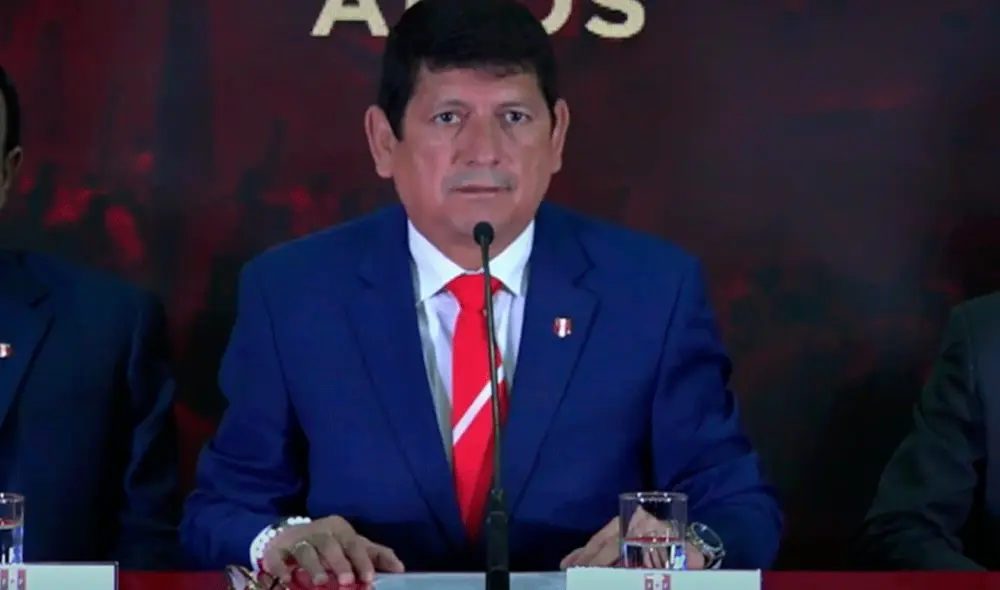 Agustín Lozano brindó una conferencia de prensa por los 100 años de la federación. Foto: captura/FPF Play