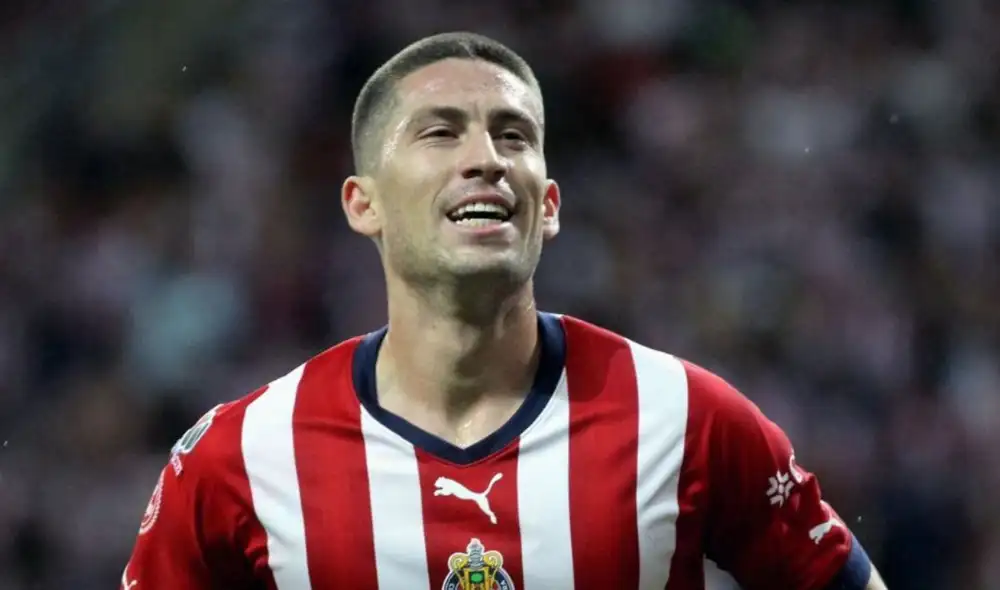 Santiago Ormeño llegó a Chivas en el inicio del Torneo Apertura 2022. Foto: Chivas/Twitter