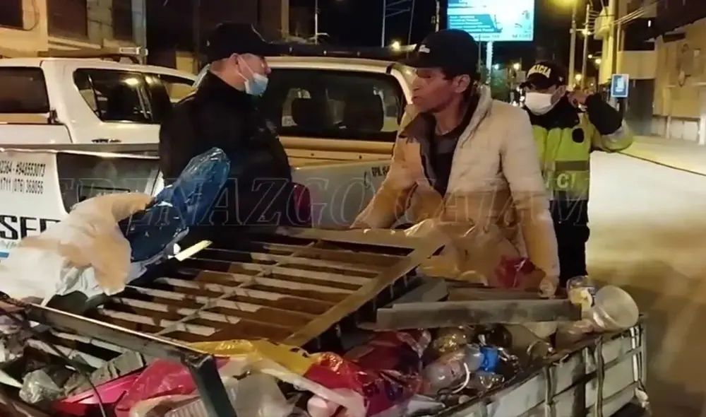 El ciudadano cajamarquino fue intervenido por tener elementos de propiedad de la comuna cajamarquina. Foto: captura de Serenazgo Cajamarca El ciudadano cajamarquino fue intervenido por tener elementos de propiedad de la comuna cajamarquina. Foto: captura de Serenazgo Cajamarca
