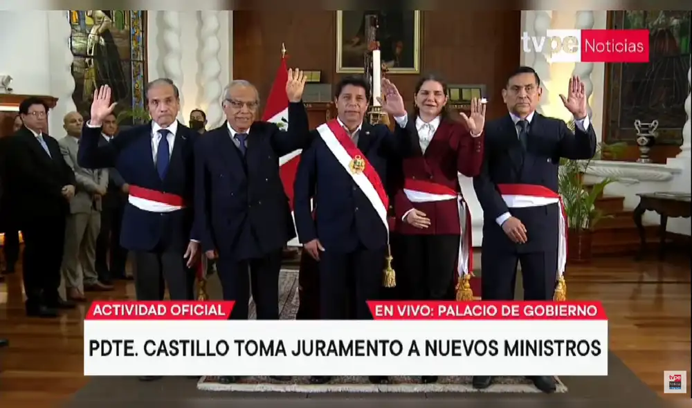 Se realizaron cambios en los gabinetes de Defensa, Mujer y Ambiente. Foto: captura TV Perú Se realizaron cambios en los gabinetes de Defensa, Mujer y Ambiente. Foto: captura TV Perú