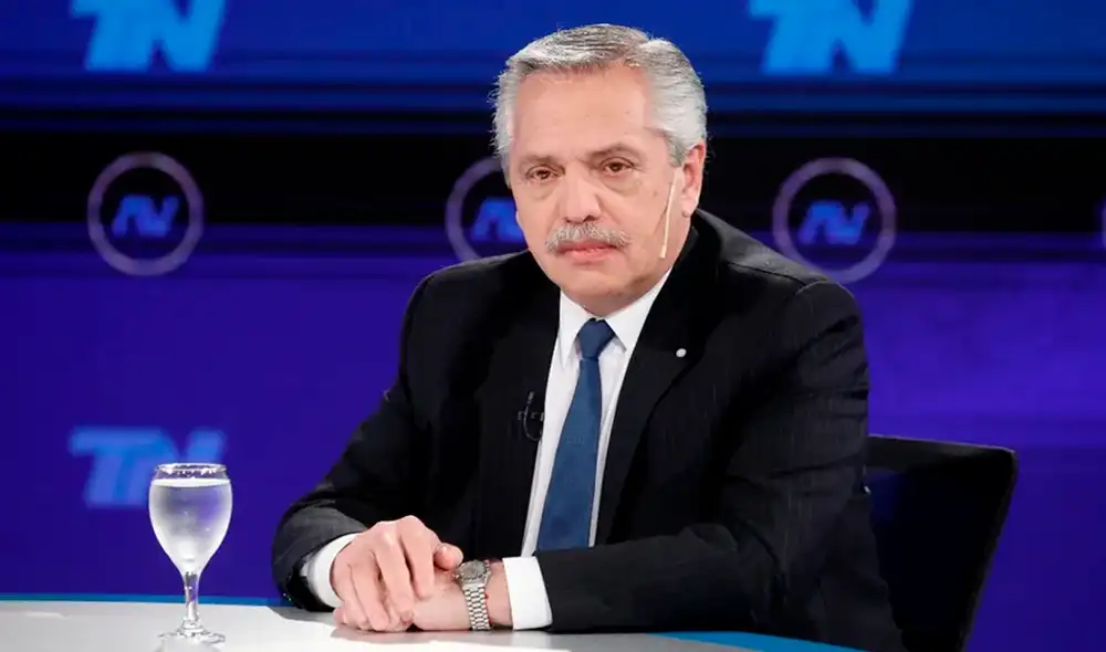 Cristina Kirchner “no cometió ninguno de los delitos que se le atribuyen”, expresó Alberto Fernández. Foto: La Nación Cristina Kirchner “no cometió ninguno de los delitos que se le atribuyen”, expresó Alberto Fernández. Foto: La Nación