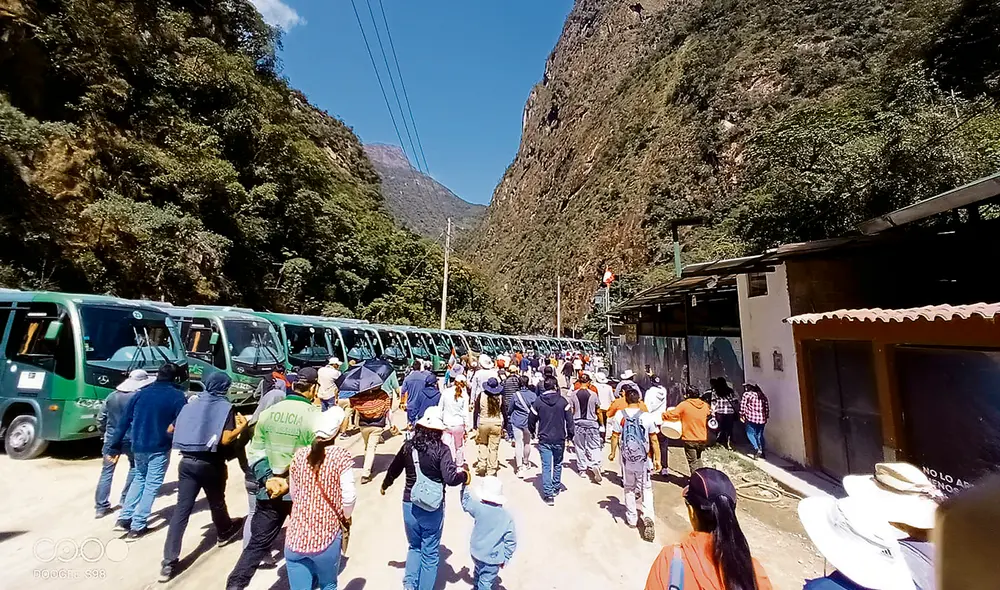 Organizados. Protestas cesaron, pero se reanudarían en una semana si no hay acuerdos. Foto: difusión Organizados. Protestas cesaron, pero se reanudarían en una semana si no hay acuerdos. Foto: difusión