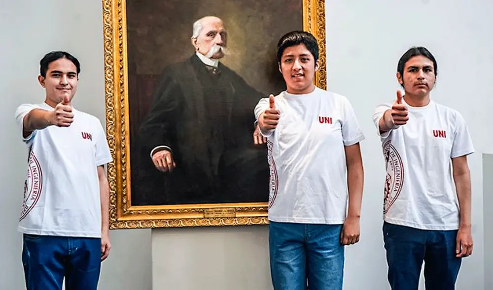 Rodrigo Gabriel Flores Chávez, Leonardo Alexander Roque Chacón y Miguel Adolfo Egusquiza Huamaní, primer, segundo y tercer puesto respectivamente. Foto: UNI