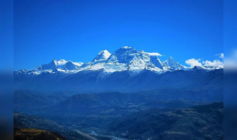 Toman acciones para evitar tragedias en el nevado Huascarán. Foto: Andina