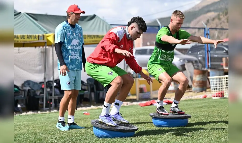 Cienciano visita a Alianza Sullana mañana, 27 de agosto a las 11.00 a. m. en el estadio Melanio Coloma. Foto: Club Cienciano Cienciano visita a Alianza Sullana mañana, 27 de agosto a las 11.00 a. m. en el estadio Melanio Coloma. Foto: Club Cienciano