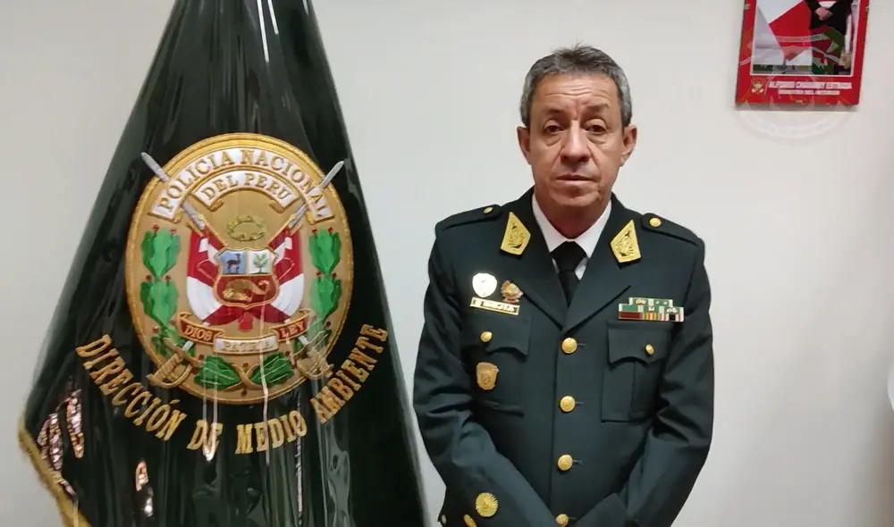 En 2004, Segundo Mejía Montenegro fue contratado directamente por el cuestionado rector de la UIGV, Luis Cervantes Liñán. Foto: Captura de YouTube En 2004, Segundo Mejía Montenegro fue contratado directamente por el cuestionado rector de la UIGV, Luis Cervantes Liñán. Foto: Captura de YouTube