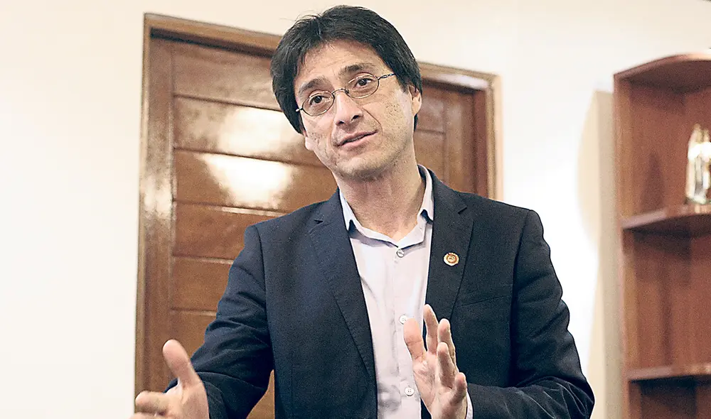 Exhortación. El gobernador Benavente asegura que no postulará si adelantan las elecciones. Foto: difusión