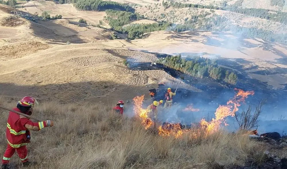 El COER Cusco recomienda a la población evitar la quema de residuos vegetales y arbustos. Foto: COER