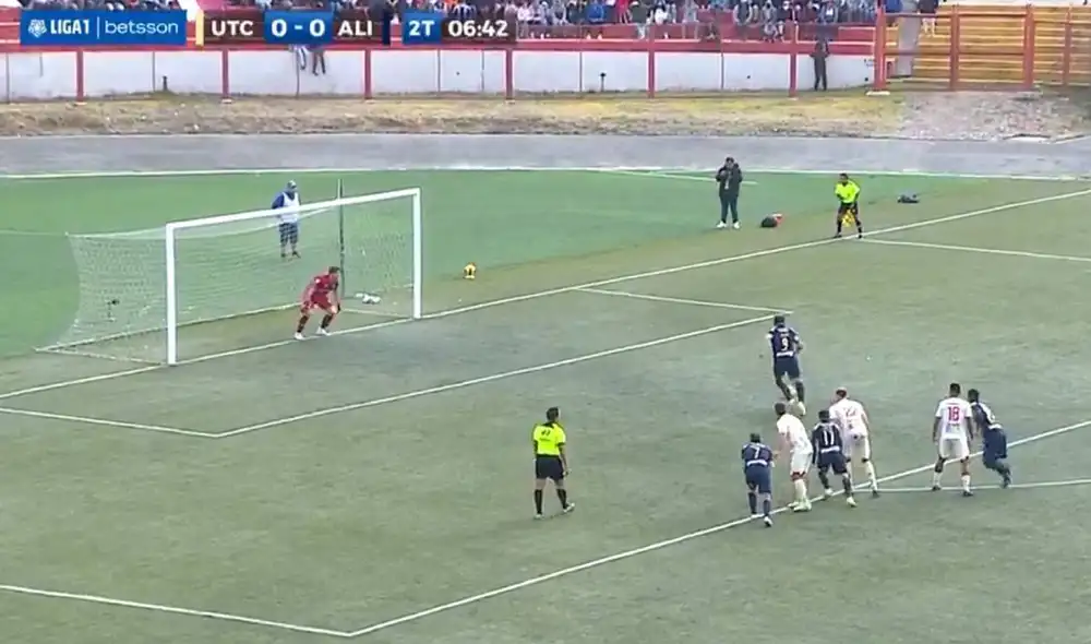 Hernán Barcos puso el 1-0 de Alianza Lima contra UTC. Foto: captura Golperu