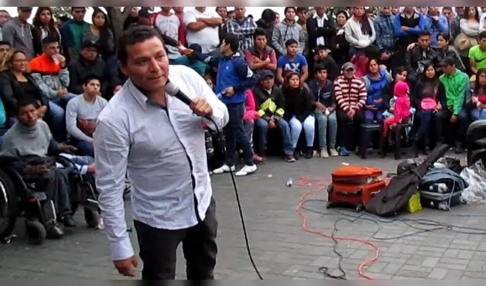 El comediante Kevin Aurora no podrá entrar por buen tiempo a la Alameda Chabuca Granda por órdenes del 'Mono' Pavel. Foto: captura Youtube/canal de Edwin Aurora